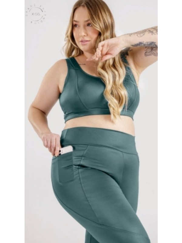 CALÇA LEGGING ACETINADA COM BOLSO NA LATERAL VERDE FURIA