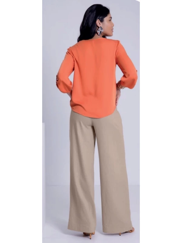 Blusa Manga 3/4 Mullet com Decote V