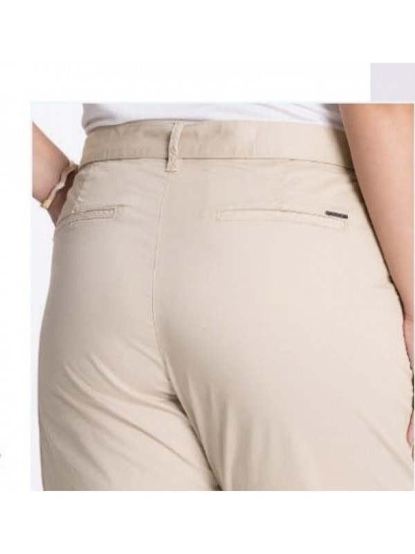 CALÇA SARJA PLUS SIZE RETA COM CINTO