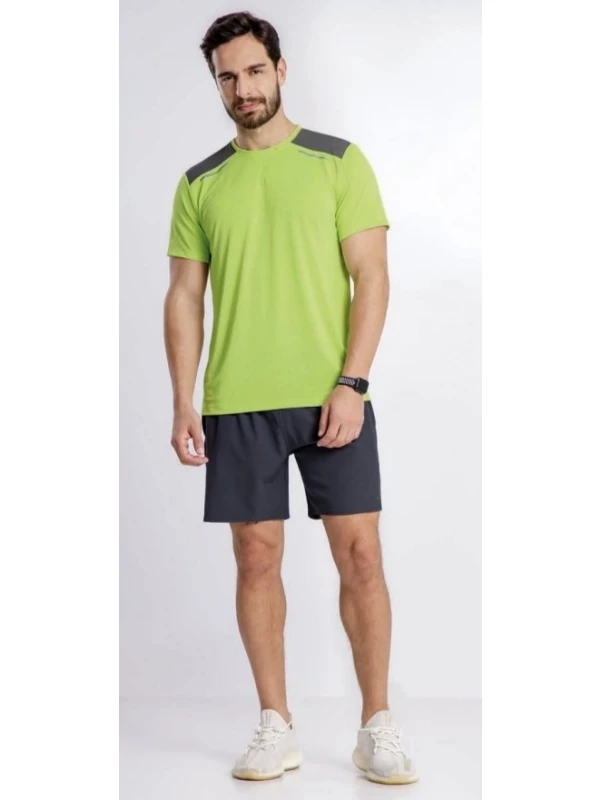  . Camiseta Masculina em Malha Poliamida com Recorte Ombros