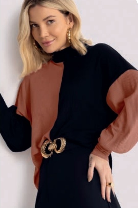 BLUSA MANGA LONGA BUFANTE CANELADA BICOLOR