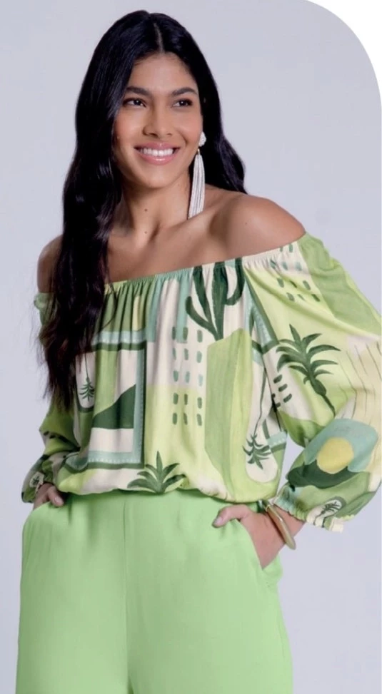.  Blusa Ombro a Ombro em Viscose Estampada